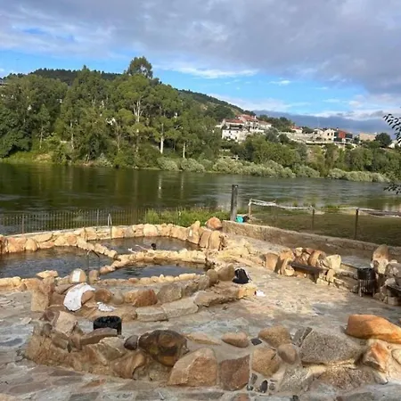 Ainaran Confortable En El Centro De Orense Ourense