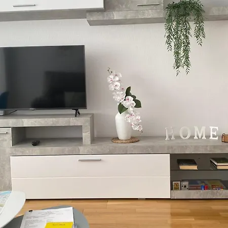 Apartamento Ainaran Confortable En El Centro De Orense Ourense