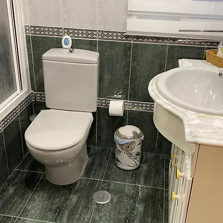 Ainaran Confortable En El Centro De Orense Ourense