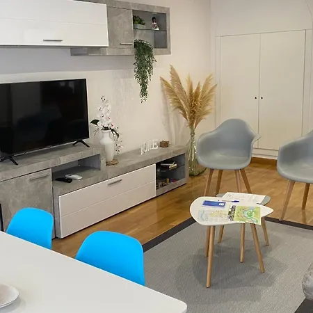 Ainaran Confortable En El Centro De Orense