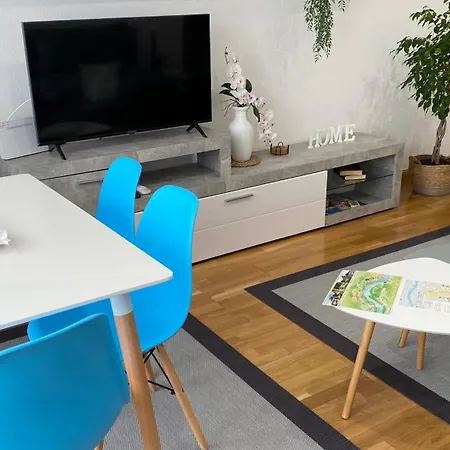 Ainaran Confortable En El Centro De Orense Appartement Ourense