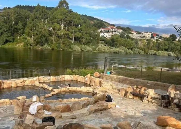 Ainaran Confortable En El Centro De Orense Ourense