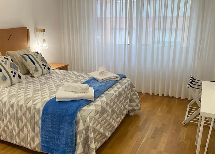 Ainaran Confortable En El Centro De Orense アパート