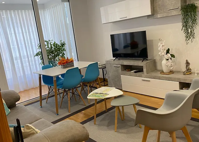 アパート Ainaran Confortable En El Centro De Orense